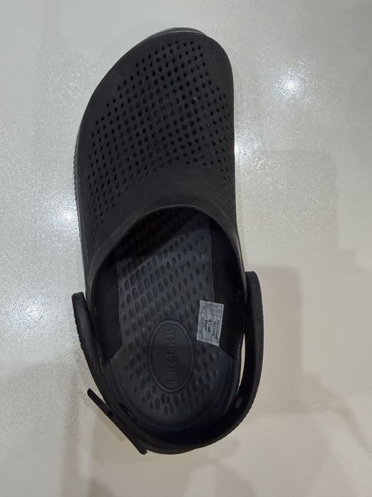 Продам кроксы оригинал Вьетнам