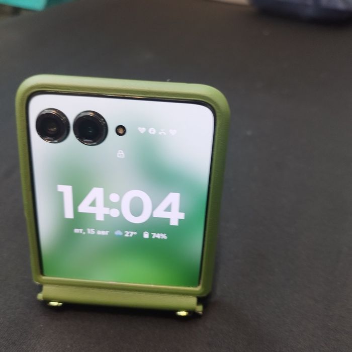 Продам телефон  Motorola razr 50 ultra