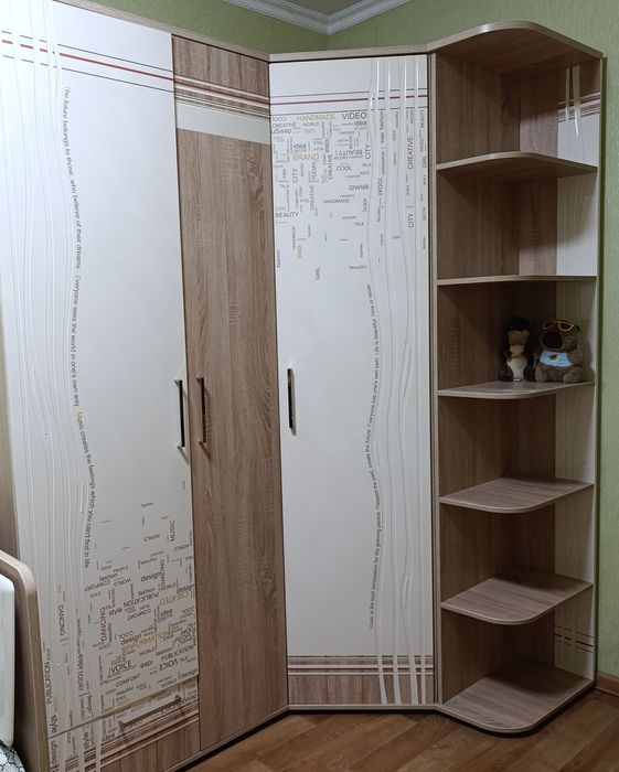 Продается подростковый спальный гарнитур