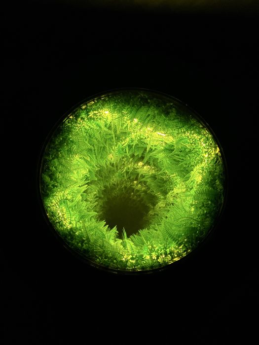 журнальный стол с эффектом бесконечности