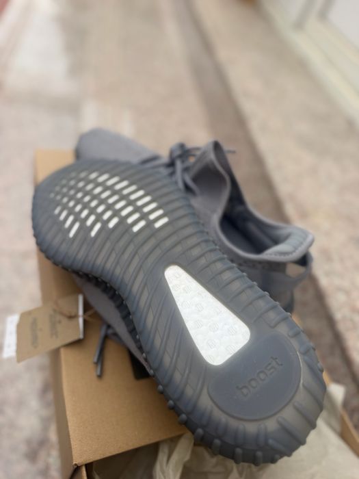 Yezzy - Gri Nou