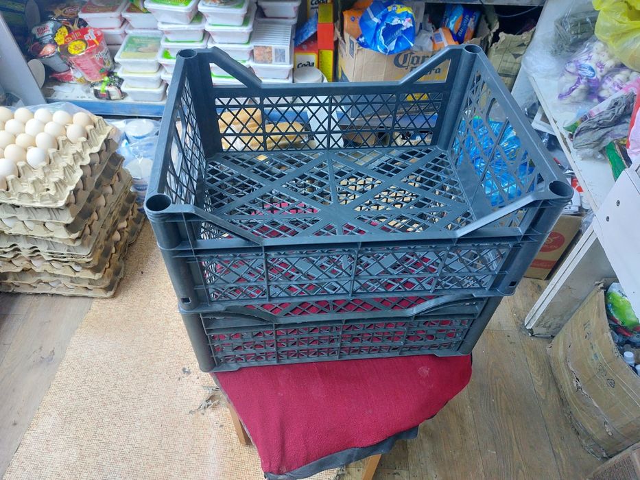 Яшики пластмассы