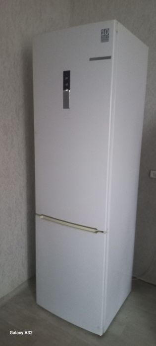 Холодильник сатылады