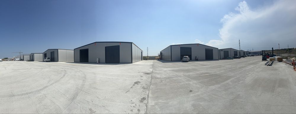 Hala de inchiriat 600 mp  cu 3 usi
