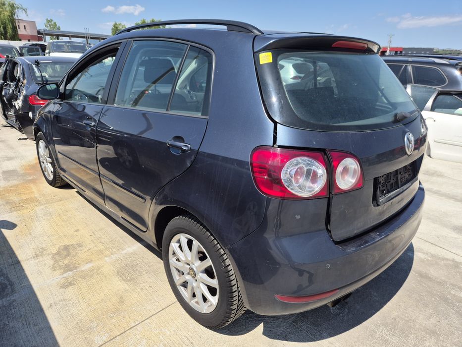 Dezmembram Volkswagen Golf 6 Plus 2011 2.0tdi CBD  Euro 5
