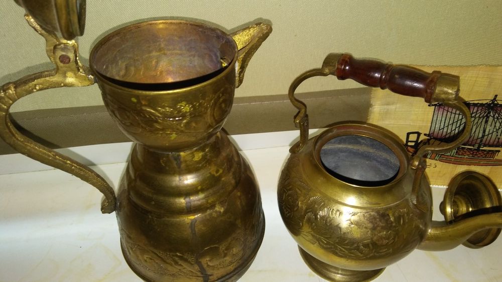 Арабски сет. Египет. Чайници и папирус.