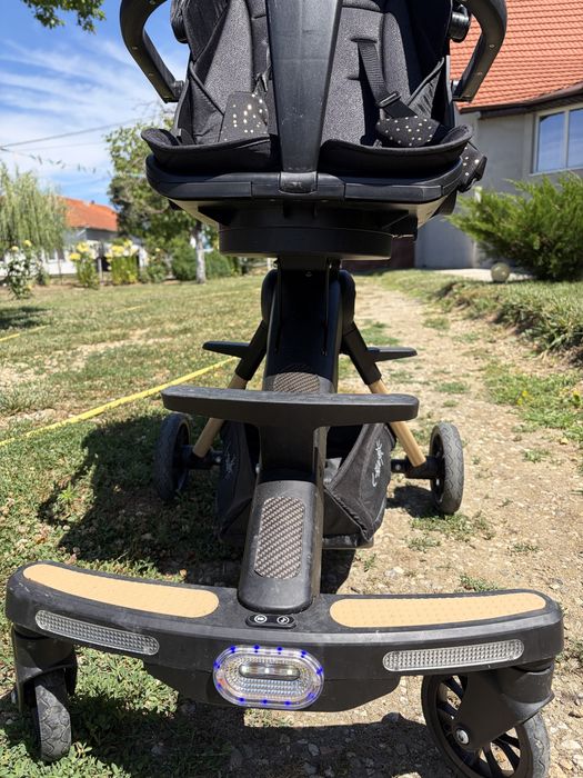 Carut pliabil cu lumini si muzica