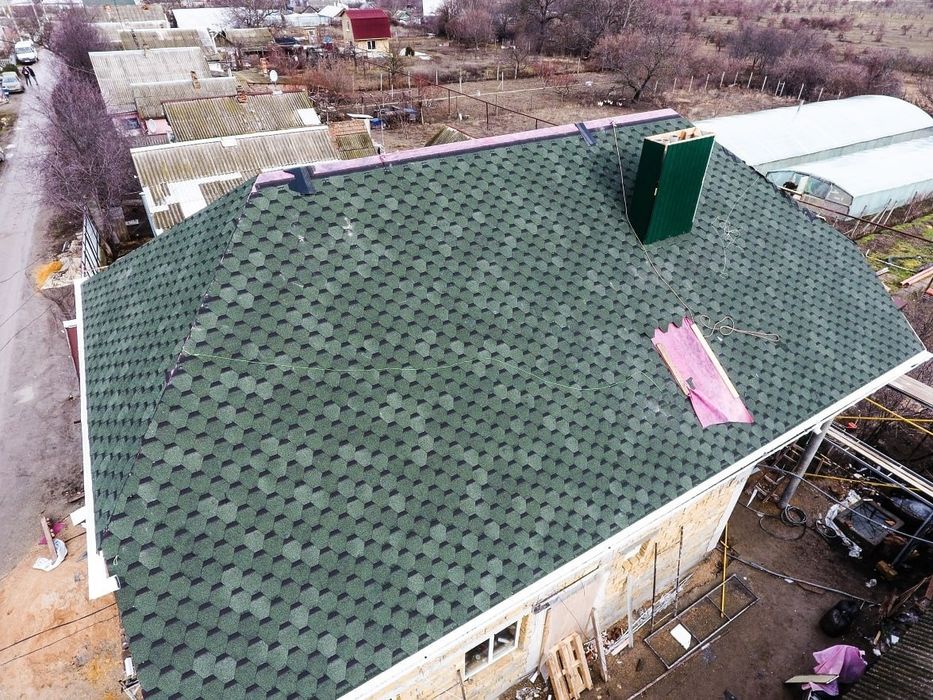 Юмшок черепица ондулин том махсулотлар олти кирра яшил. Docke.