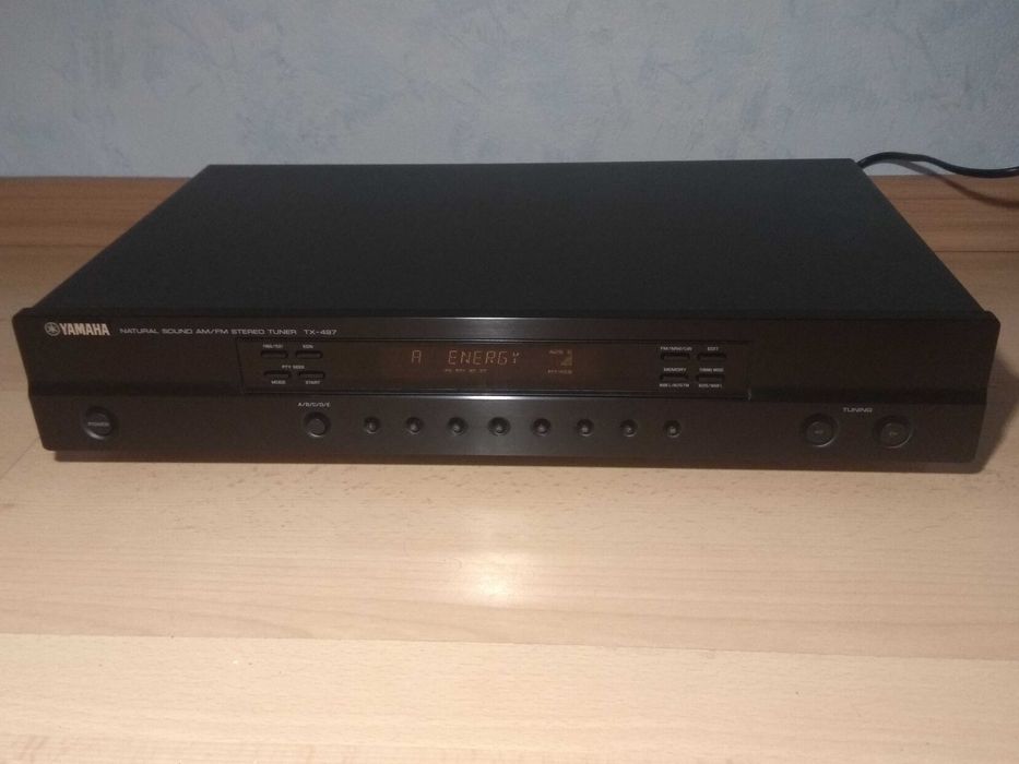 Дигитален приемник Yamaha TX-497