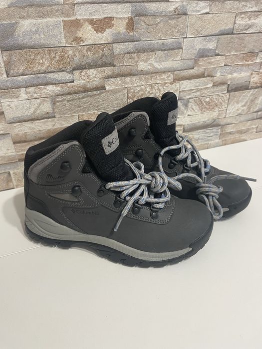 Vand ghete Columbia dama 37, barbati 43 waterproof