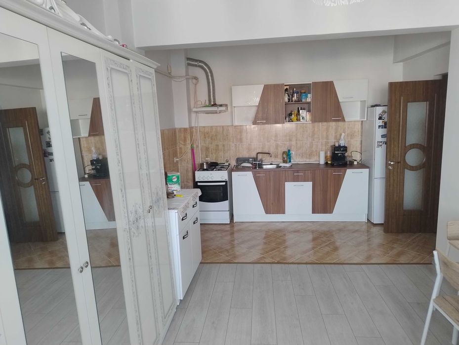 Inchiriere apartament