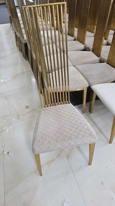Продам банкетные стулья — 400 шт.
