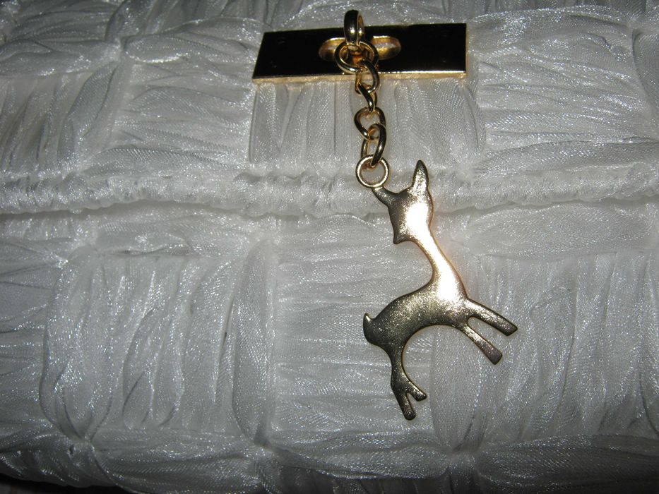 Дамска чантичка - ръчно изработена