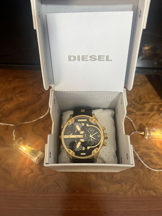 Продаются часы DIESEL (из USA)