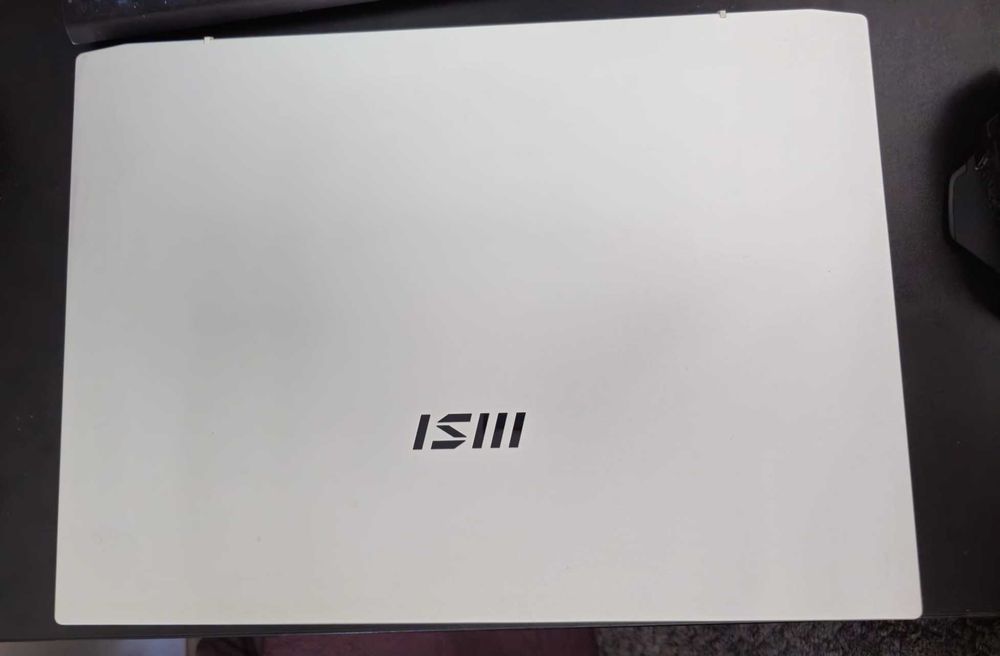 Laptop MSI Prestige A16 AI+ AMD Ryzen AI 9, 32 GB RAM, 1TB SSD