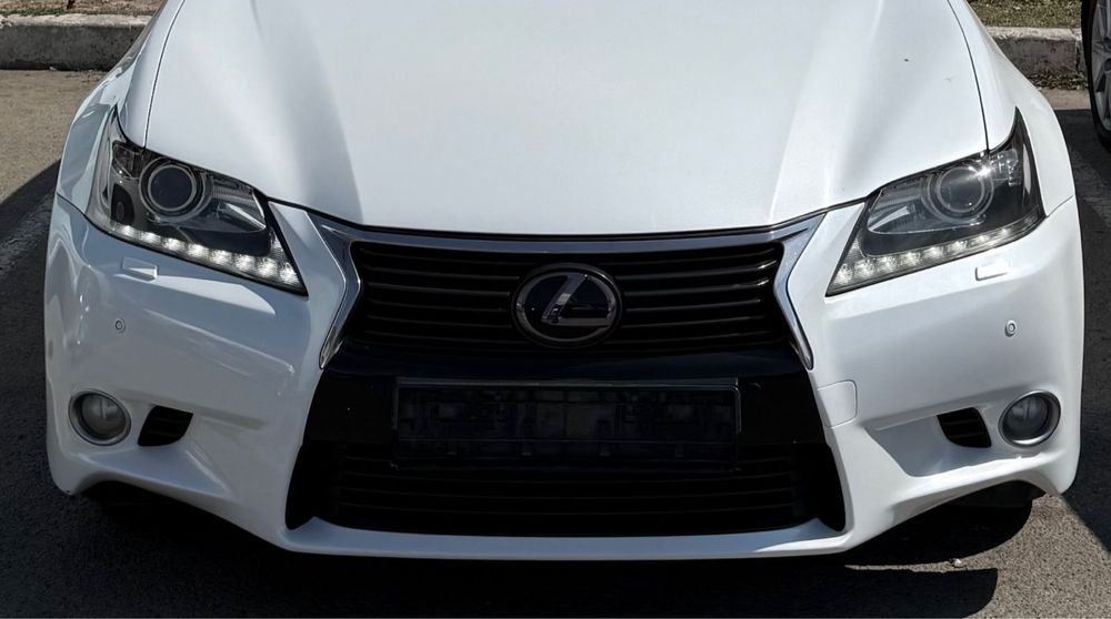 Бампер от Lexus Gs l10 Luxury