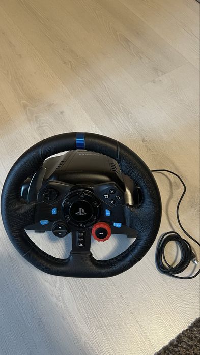 Volan Logitech G29