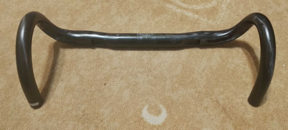 Карбоново кормило(шосейно)