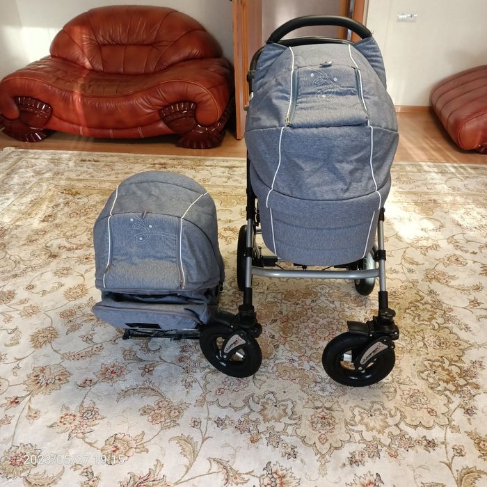 Продам коляску в отличном состоянии