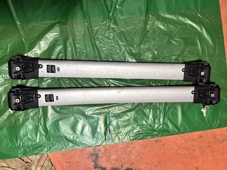 Vand bare WHISPBAR transversale cu prindere pe bare longitudinale