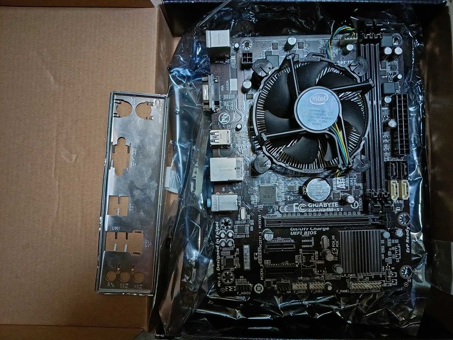 kit i5 4570 + placa de baza Gigabyte H81M-S1