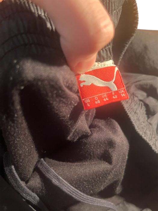 Pantaloni puma negri de fâş