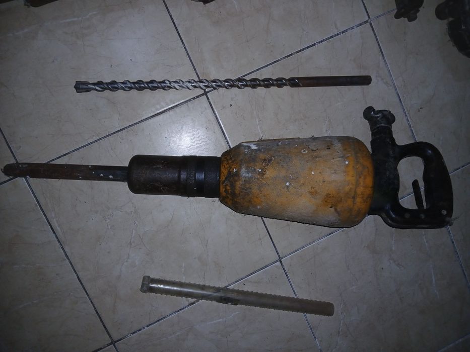 Vând ce se vede în poze