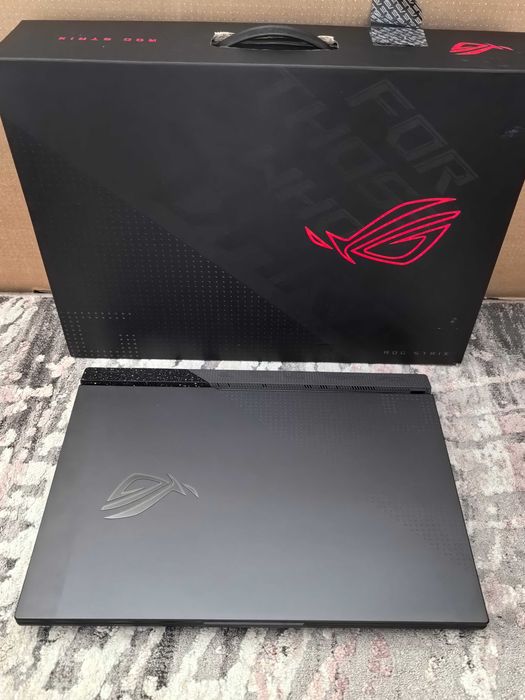 Нов ASUS ROG Strix G17 17.3” QHD 240Hz, Ryzen 9 7845HX, RTX 4060, 16GB