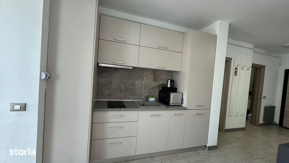 Închiriez apartament 2 camere in complex Alezzy