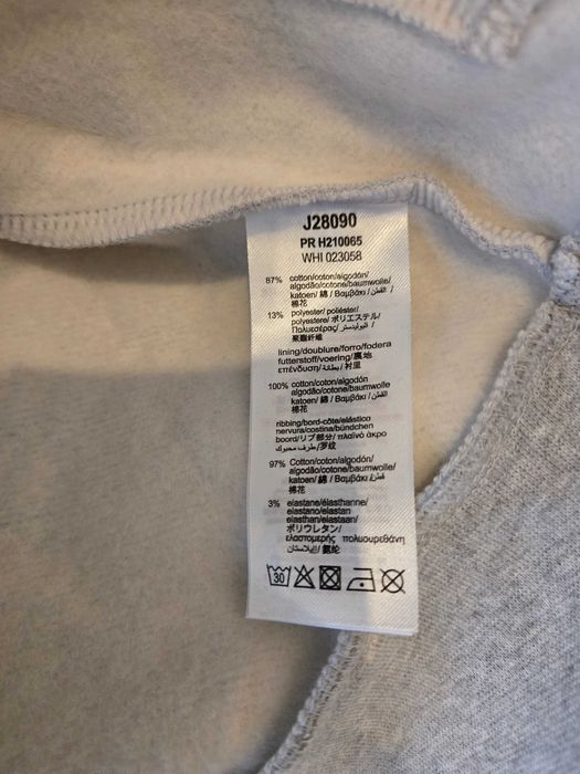 Детски анцунг BOSS / 13-14 г./ Нов/ 100 % Оригинален