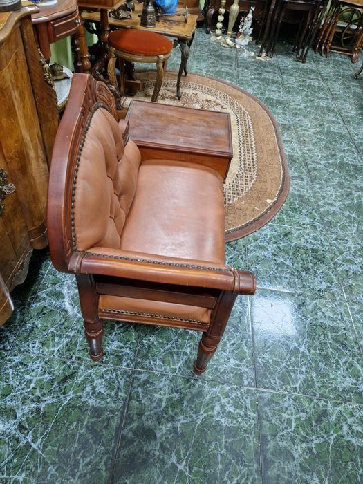 Страхотна антикварна английска салонна пейка