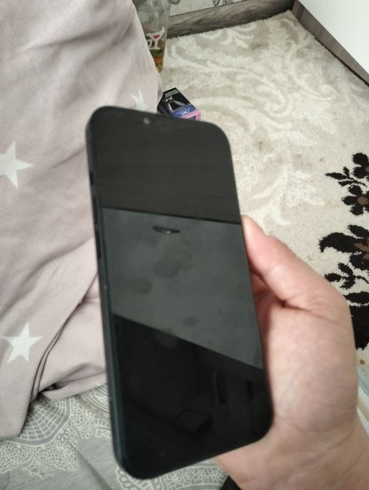 Продам айфон 13 в хорошем состоянии