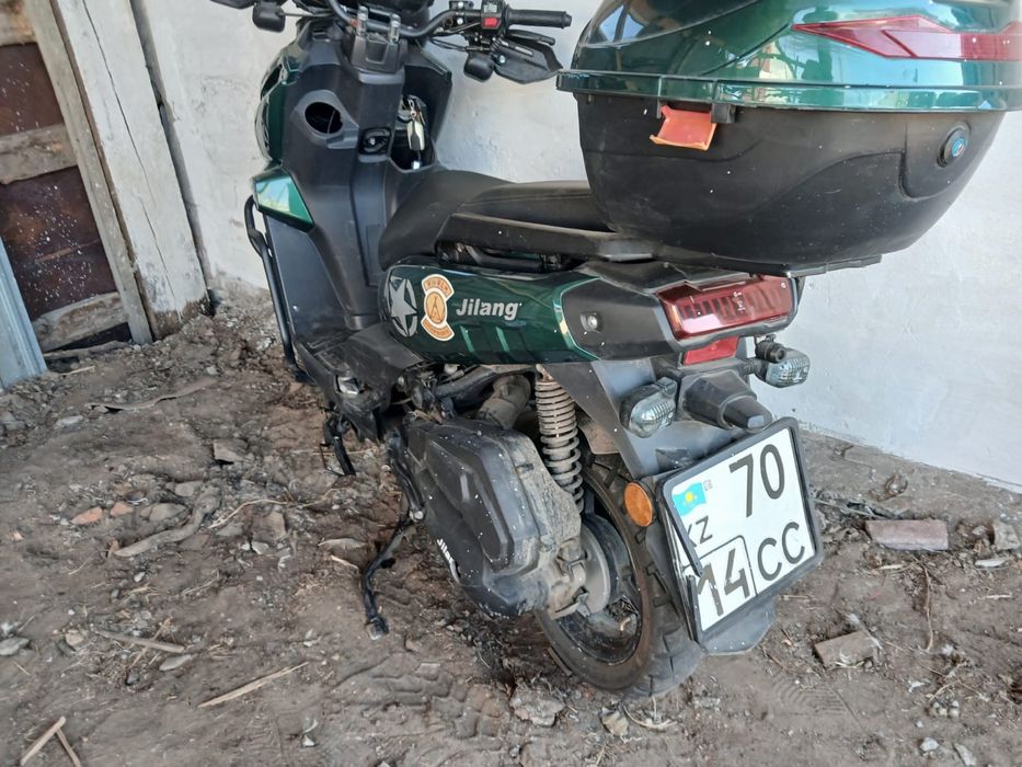Продам два скутера