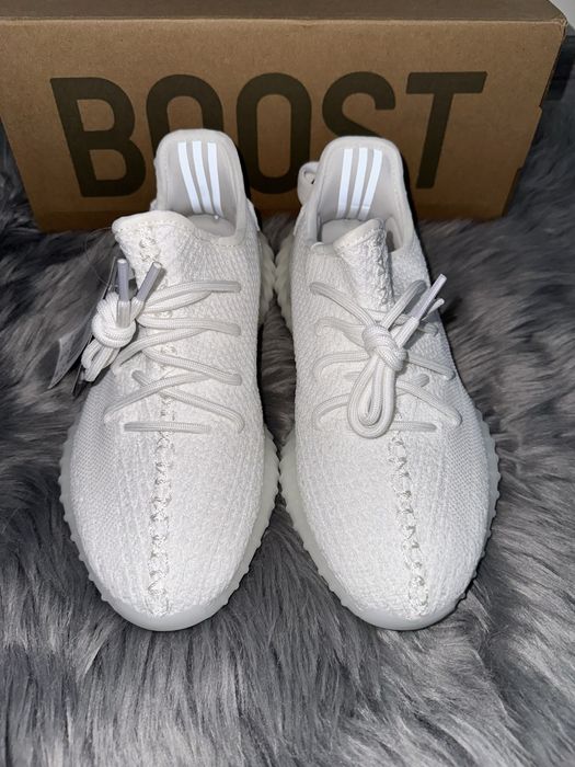 Adidas yeezy boost 350 V2 cream white