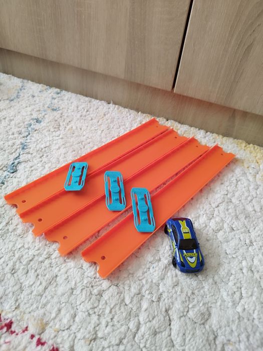 Писти  Hot Wheels