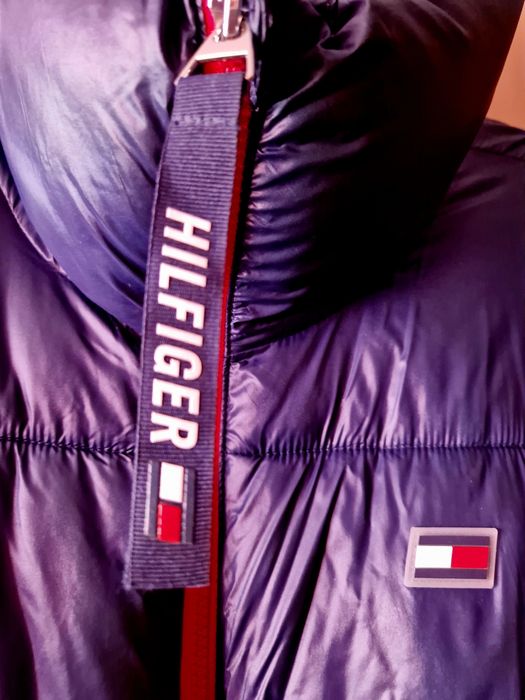 Продаю куртку Tommy Hilfiger