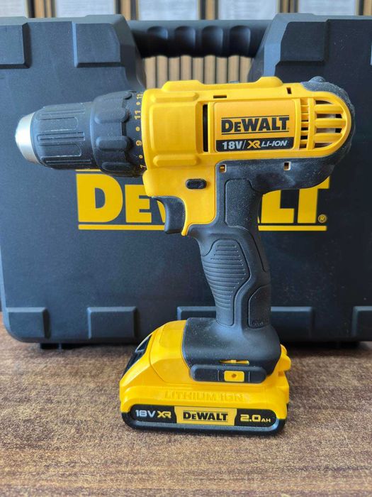 Акумулаторен винтоверт DEWALT DCD771