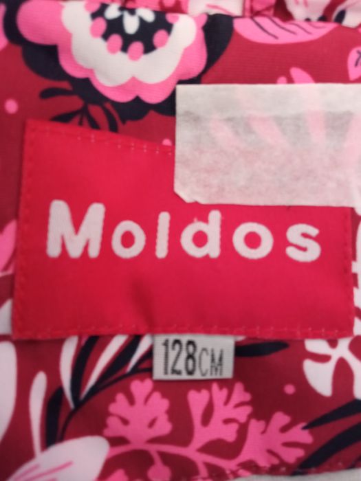 Продам комбинезон весна-осень 128