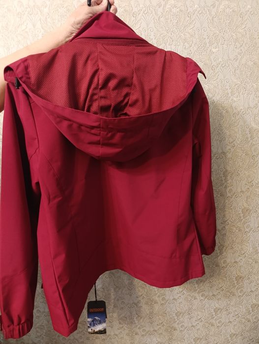 Куртка женская лёгкая