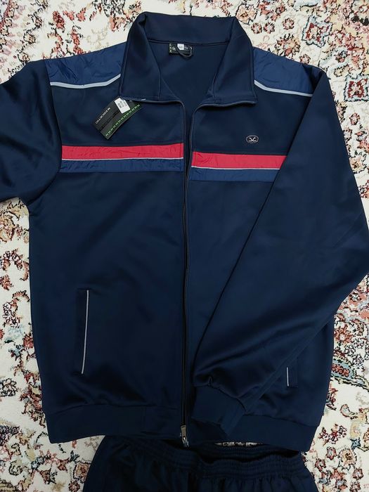 Спортивный костюм новый 60 размер