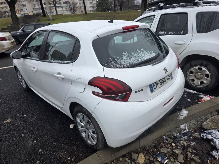 Vand Peugeot 208  1.6 diesel 2017