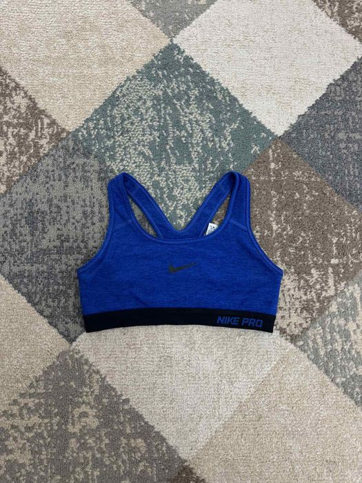 Дамско бюстие Nike