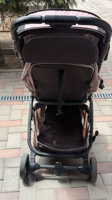 Прогулочная коляска Easy walker Miley