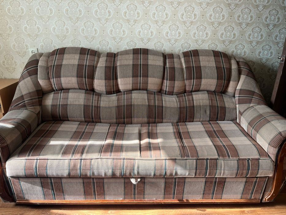 Диван для дома……