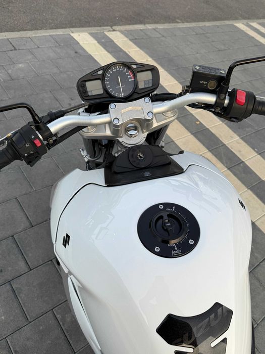 Suzuki GSR 600, 2007, injectie