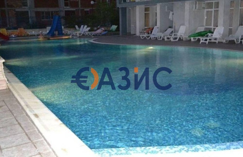 Продава се Двустаен апартамент в к.к. Слънчев бряг - 64 кв.м за 1000 €/кв.м - Снимка #13