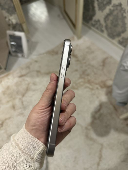 Iphone 15 pro max. 85% yomkost