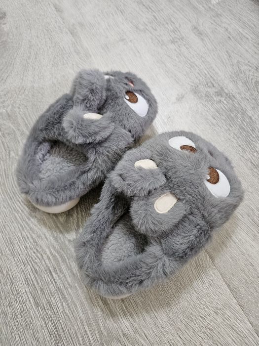 Детские тапочки, размер на фото, но нужно мерить