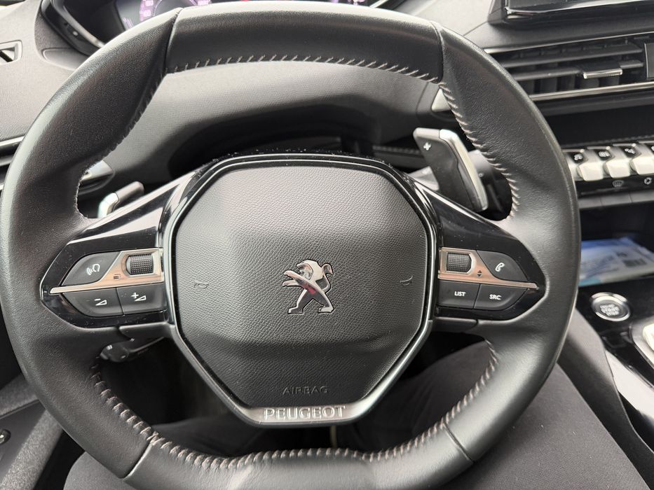 Peugeot 3008 1,2 benzin