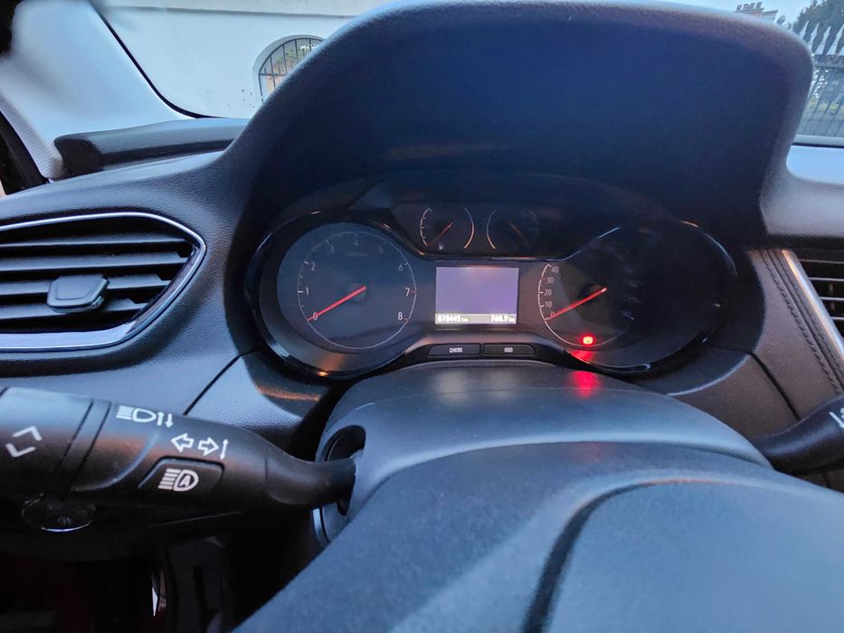 SUV Opel Grandland X Turbo 2019 1.2